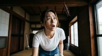 「ぎゃーっ！」掃除中の背中に戦慄の感触。郊外の戸建てで遭遇した“一生モノのトラウマ”