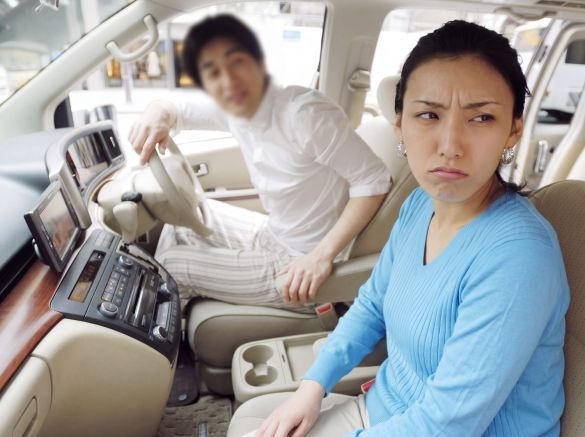 「初デートに車で来た男性をお断りしました」車種と語りに感じた“結婚リスク”