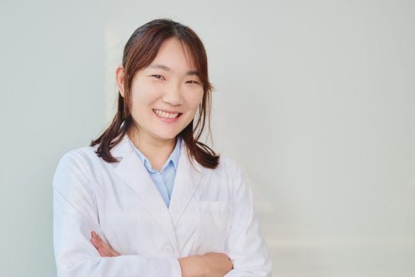  物理学系クリエイターのかがみあやかさん