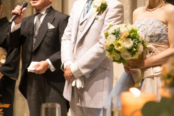 なんとかフォローする父親