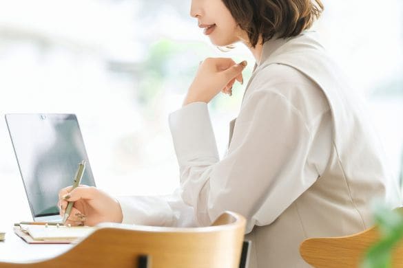 正解がわからない!タイミーの“激レア”オフィスワークにド緊張。40代主婦が「向いてない…」と意気消沈した理由