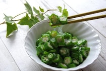 オクラは「茹でると損」って本当？ 栄養分を逃さないのは、レンチン調理と“朝食の定番メニュー”