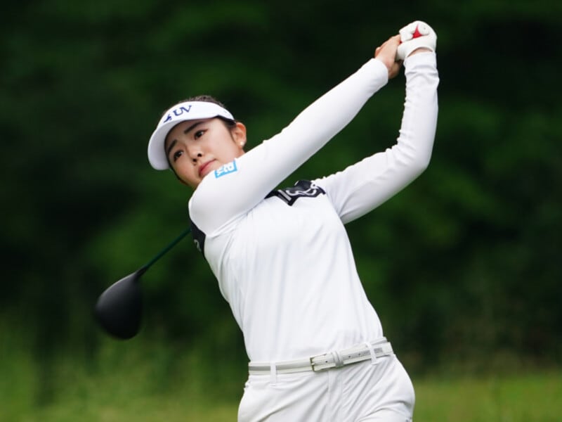 女子プロ、集中しすぎてハプニング！同伴者に平謝り