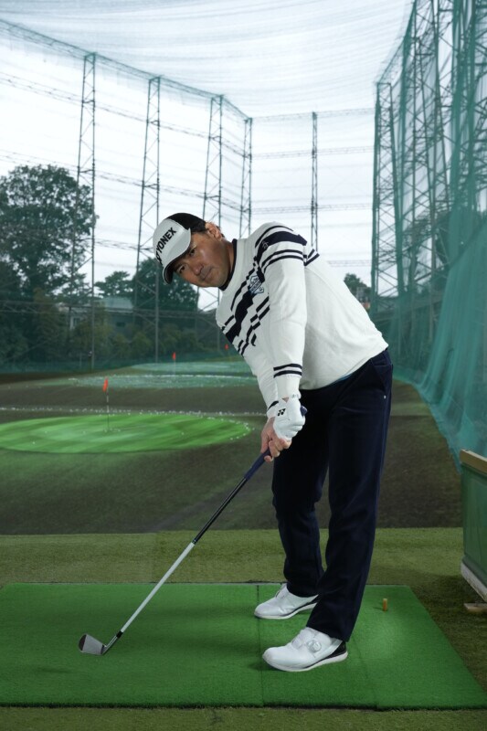 ダフりを防ぐには?体の回転と手元の位置に注目しよう!