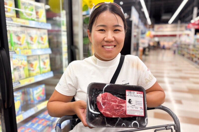 畑岡奈紗とドン・キホーテでバッタリ!購入品は…?