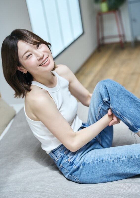 美人すぎる女子プロ、“初の写真集”が発売！タンクトップ姿が話題