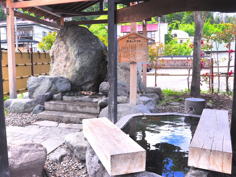 ラウンドも歴史も楽しむゴルフ旅はいかが？“あの人”が開湯した山形の温泉街