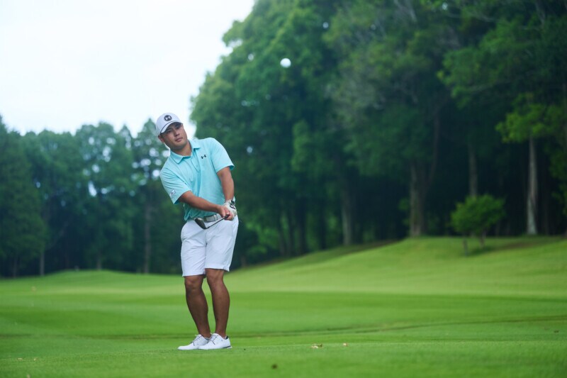 パッティングで真っすぐ打つコツは「インパクト圧をかけて…」