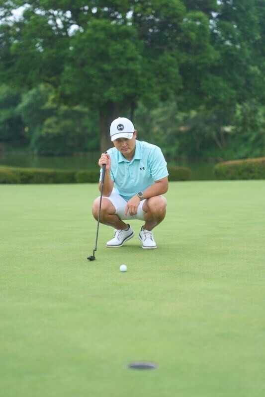 パッティングで真っすぐ打つコツは「インパクト圧をかけて…」