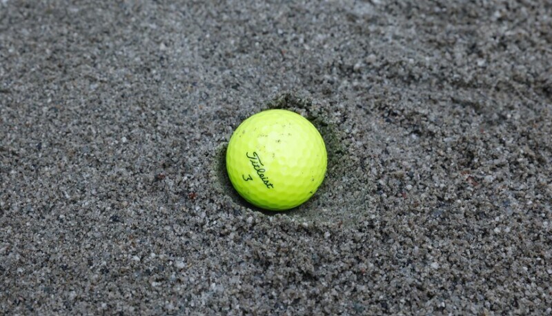 目玉から１発脱出する打ち方を解説！「左足重心」でヘッドを潜らせる