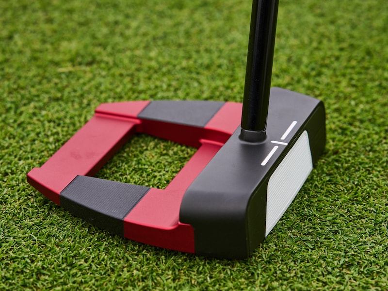 「最強のパターかも」新作の”構えやすいゼロトルク”は、プロも納得のデキだった!