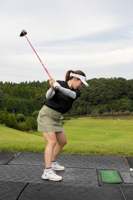 グリップを意識すれば飛距離が伸びる！女子プロがわかりやすく解説