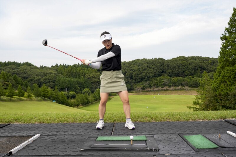 グリップを意識すれば飛距離が伸びる!女子プロがわかりやすく解説
