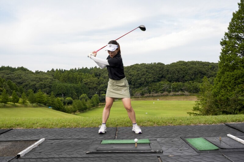 グリップを意識すれば飛距離が伸びる！女子プロがわかりやすく解説