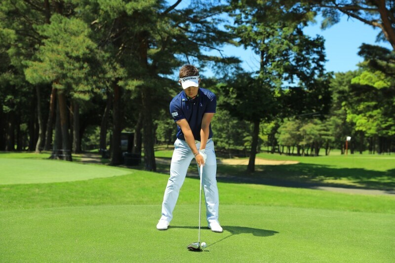 プロ4人が教える自由自在にショットを操る方法!フェードやドローを打ち分ける