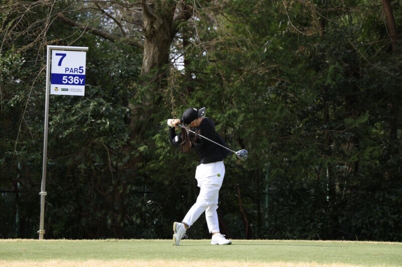 女子プロ界の“飛ばし屋3人”のスイングを解説！飛距離を伸ばすコツとは？