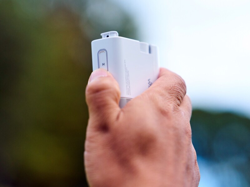 その場で風速・風向を実測！世界初の機能を搭載した距離計測器