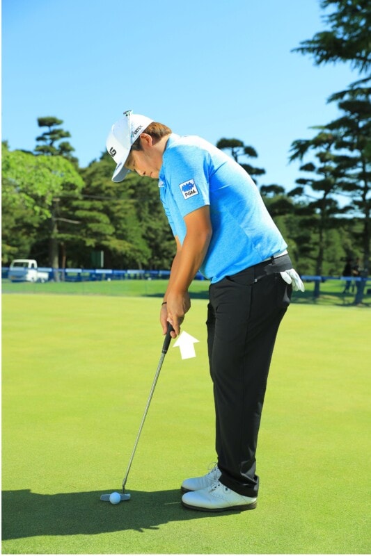 クラブの芯をとらえて真っすぐ飛ばす方法!プロ4人が気をつけていることとは?