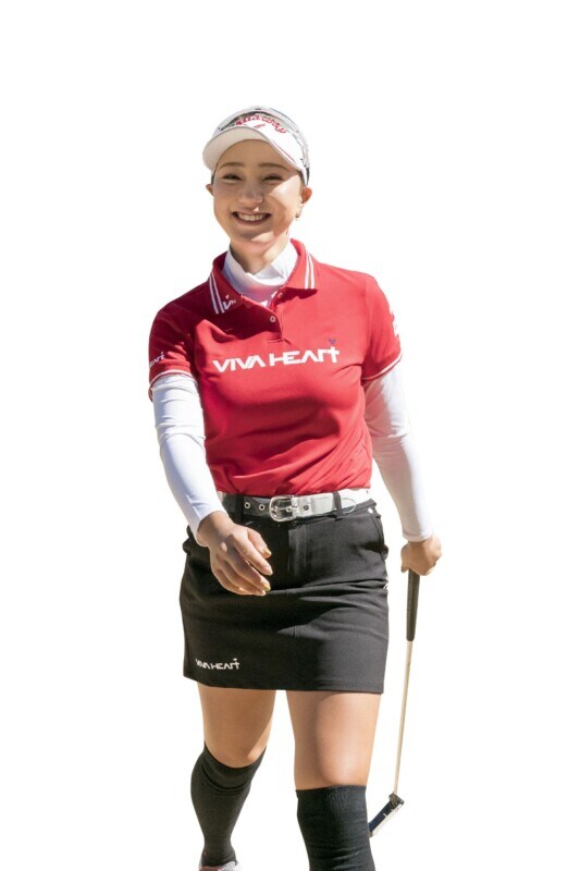 アイアンの再現性が高まる女子プロのスイング！ねじらないスイングポイントとは？