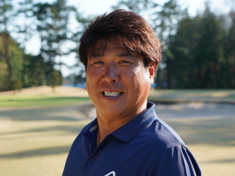 「スピンがかかった高い弾道」を打つ方法!プロのようなハイボールでバーディ量産