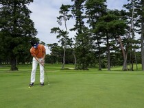 「タップ打ち」で距離感を調節しよう！短い距離のパッティングのコツは…
