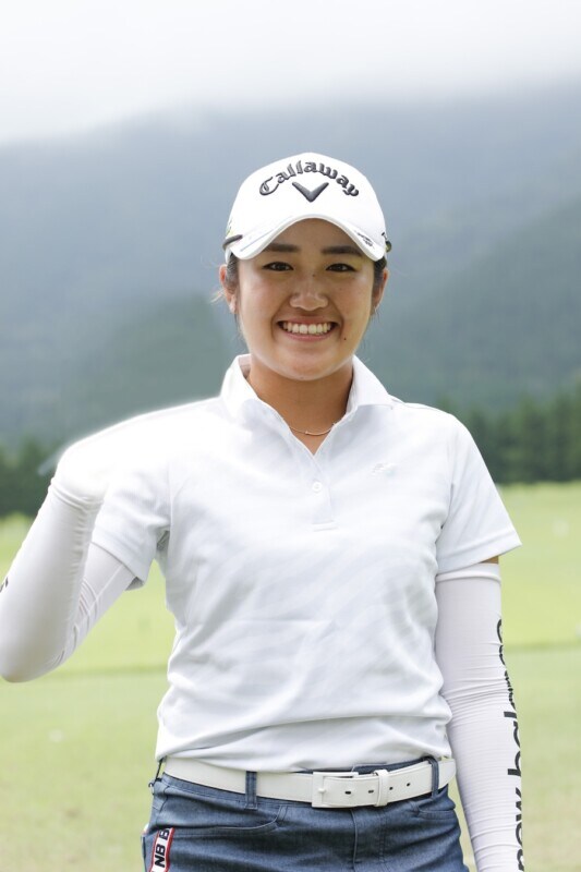 フェアウェイウッドで真っ直ぐ打つコツ！女子プロが解説