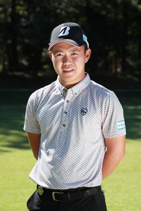 「右手首をキープして…」ドローボールで寄せるコツを男子プロが解説