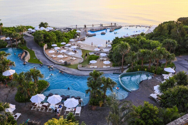 島まるごとがホテルに!年末年始は贅沢な“沖縄ゴルフ旅”がおすすめ