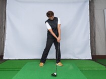 分析データから見えてきた最新スイング！プロの左腕は伸び切らない