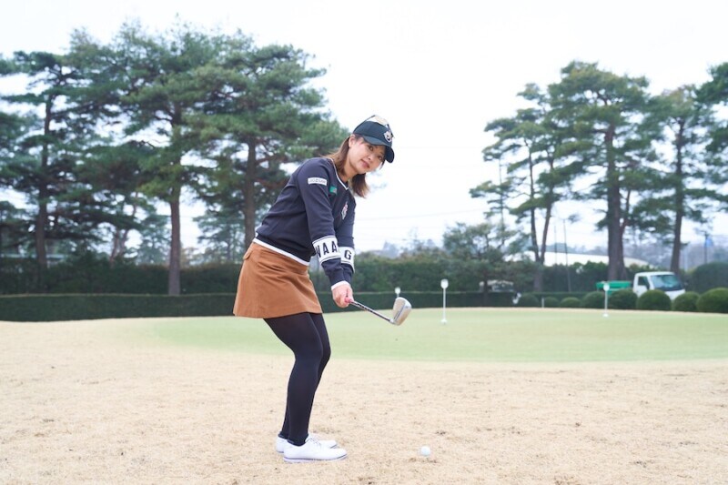 冬芝からも寄せワンを獲る！ちょっとだけスタンスを開いてアウトサイド・インに振る