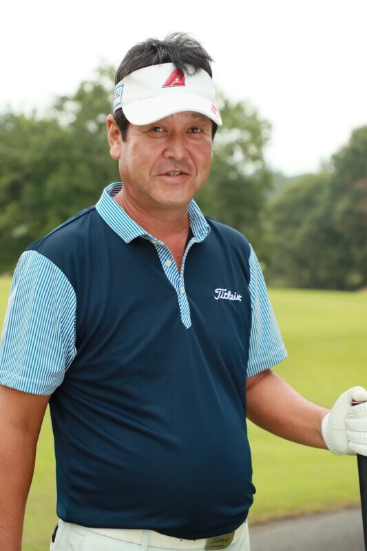 歳をとっても飛距離を簡単にアップするコツ!「クラブを長くして飛ばす」