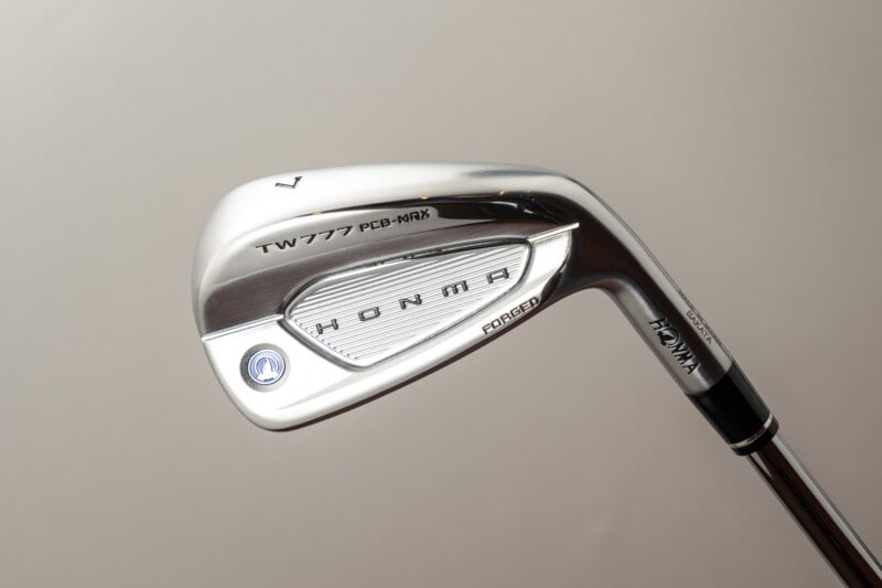 女子プロがすぐに投入した新作ギア！世界最先端ヘッドの性能は？