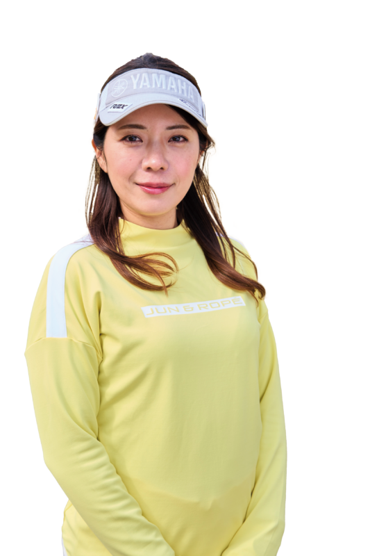 FW・UTを大きく飛ばすコツを女子プロが解説！“正しいフォロー”はどっち？