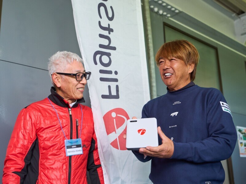 37メーカーが集まる試打会で見つけた“個性派ギア11選”！鹿又芳典が解説