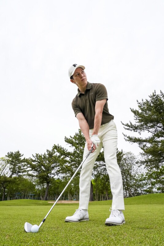 弾道測定器はどこを見ればいい？「総飛距離ではなく…」人気コーチが解説