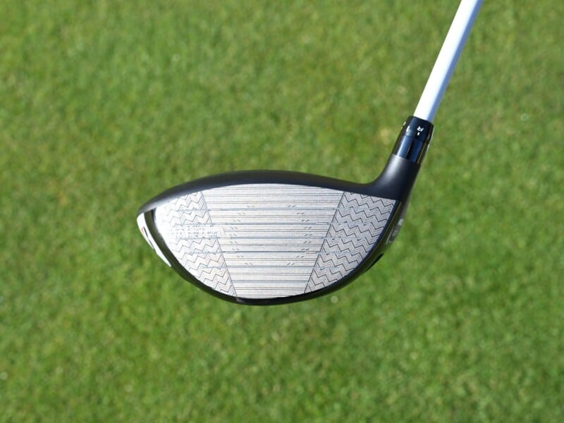 ゴルフのスライス原因は？右に曲がる理由と簡単な直し方