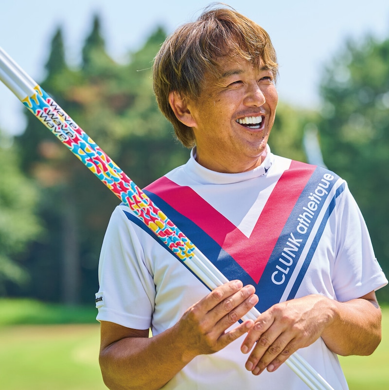 ドライバーだけ力んでしまう人へ。「頑張らなくても振れるシャフト」という選択