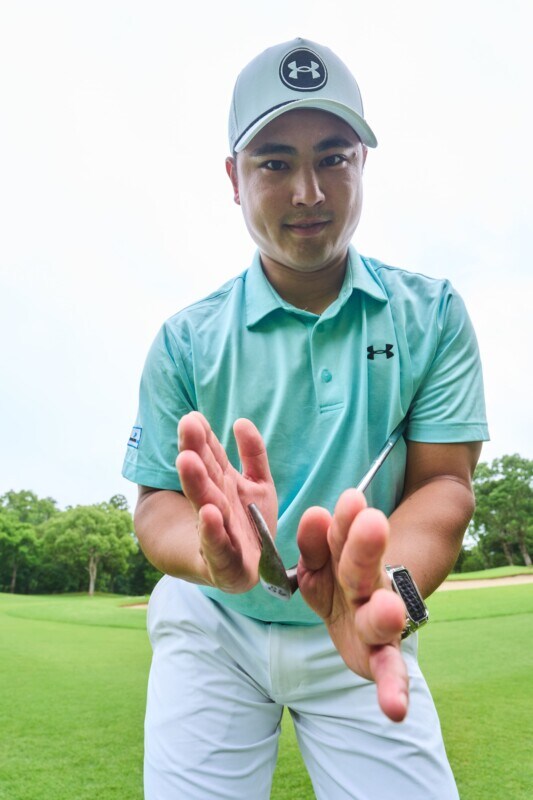 アプローチが簡単に上達するコツ！人気コーチが解説