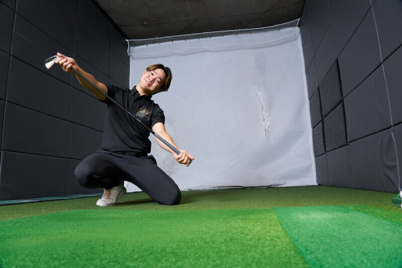 「傾斜練習」はレンジの打席でもできる!人気コーチがやり方を解説