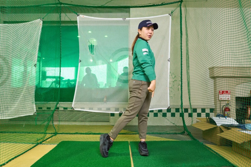 ドライバーが上手くなる「足の使い方」!女子プロが解説