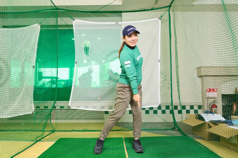 ドライバーが上手くなる「足の使い方」!女子プロが解説