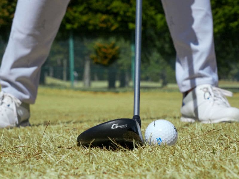 【女性向け】ユーティリティの打ち方｜ボールの位置と払い打ちでミスが激減