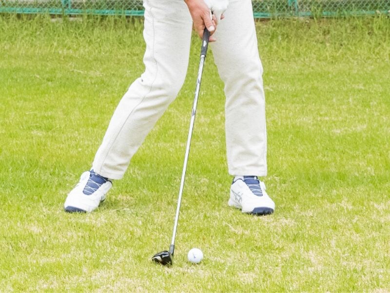 【女性向け】ユーティリティの打ち方｜ボールの位置と払い打ちでミスが激減