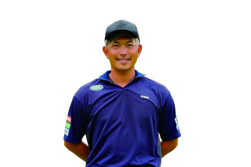 どっちが正解？アイアンでしっかり飛ばすコツは「手首の角度」