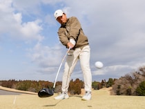 ドライバーで最長飛距離を出す方法は？変えたのは「ボールの位置」だけ