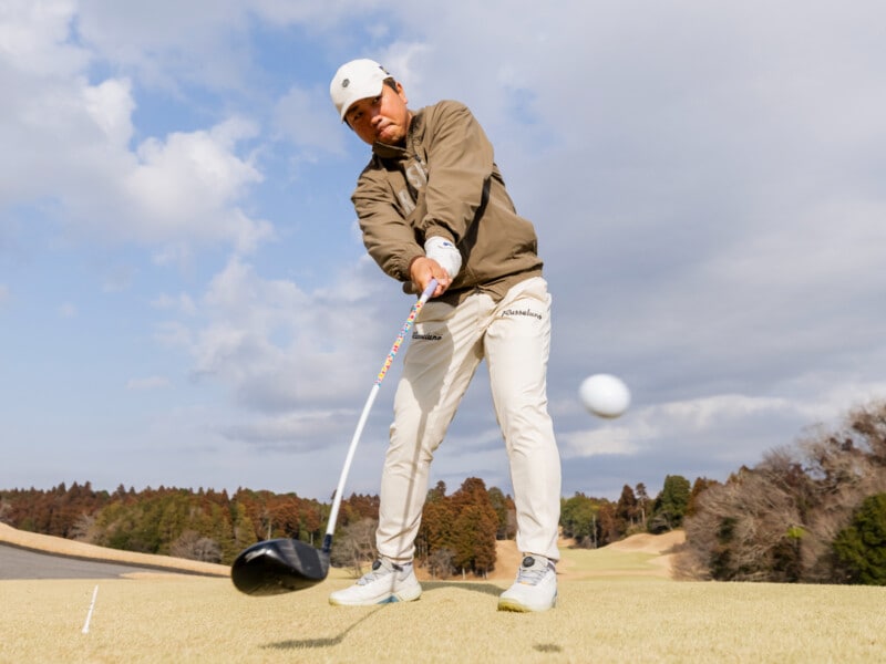 ドライバーで最長飛距離を出す方法は？変えたのは「ボールの位置」だけ