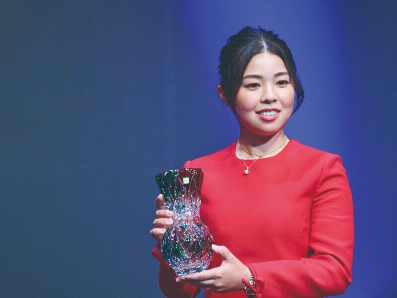 女子プロの“美しすぎるドレス姿”!「JLPGAアワード」を振り返る