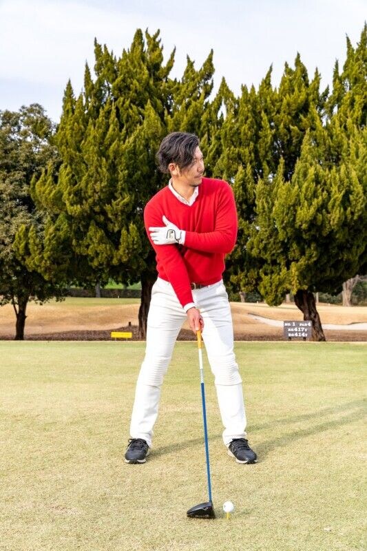 スイング中は「右ワキ締め」が絶対！アドレスの仕方から解説