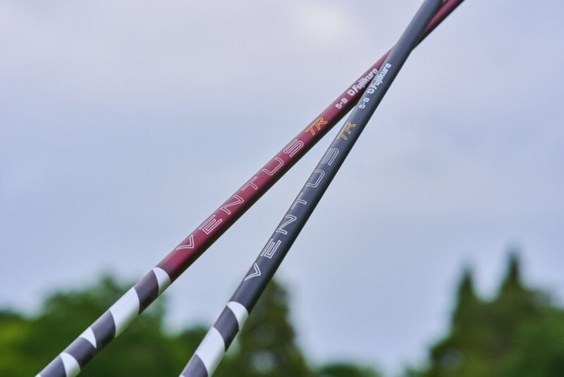飛ばせる新作とツアー人気、どっちのシャフトが良い?「スピーダー ブースト」vs「26ベンタス TR」