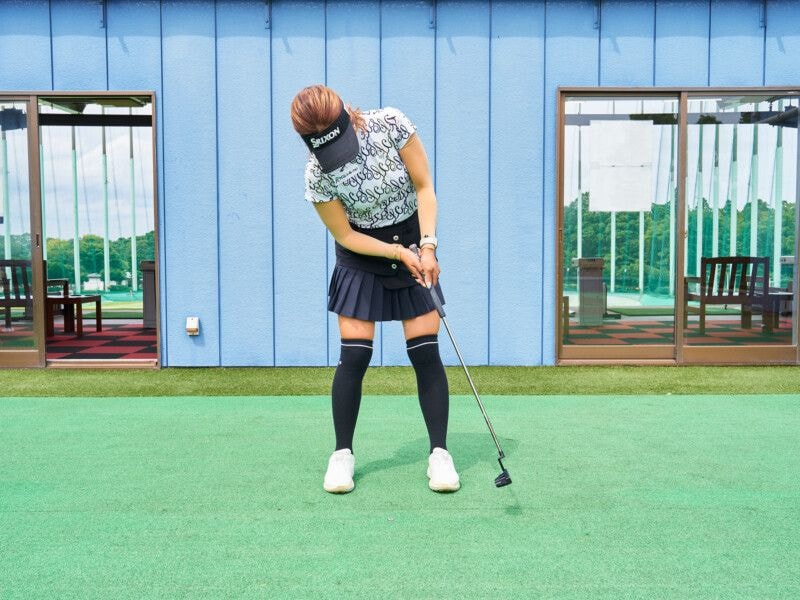 コイン1枚で「きれいな順回転」が身に付くパットドリル!女子プロがやり方を解説